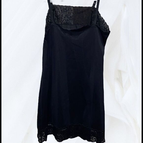 Vintage 70’s Black Lace Slip - Picture 2 of 4
